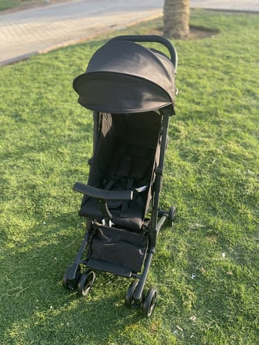 عربية خفيفة الوزن صغيرة الحجم