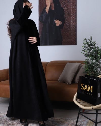 عبايه كم مخمل اصبع #154