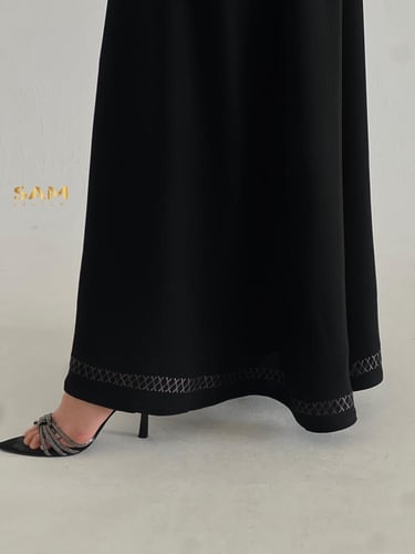 عباية عملية بتطريز على الحواف #220