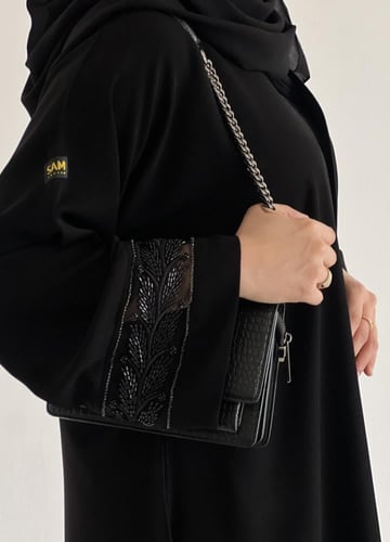 عبايه كريب ملكي كريستال شك على الكم #217