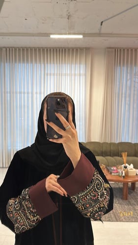 عبايه كم تطريز هندي #212