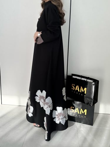 عبايه بتطريز ورد #206