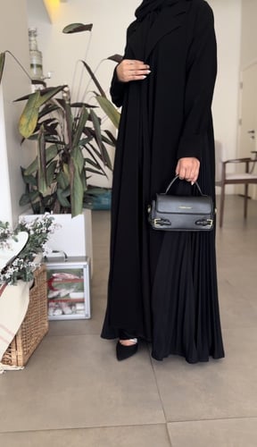 عبايه كسرات من الجوانب كلوش #146