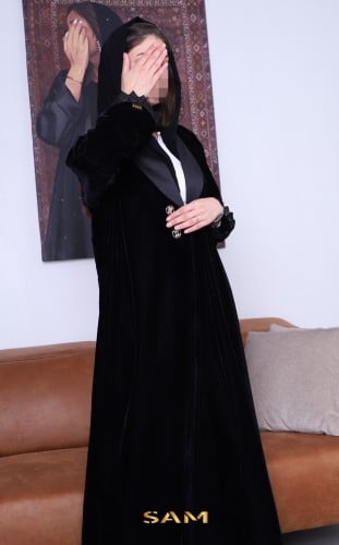 عبايه شتويه انيقه مخمل #152