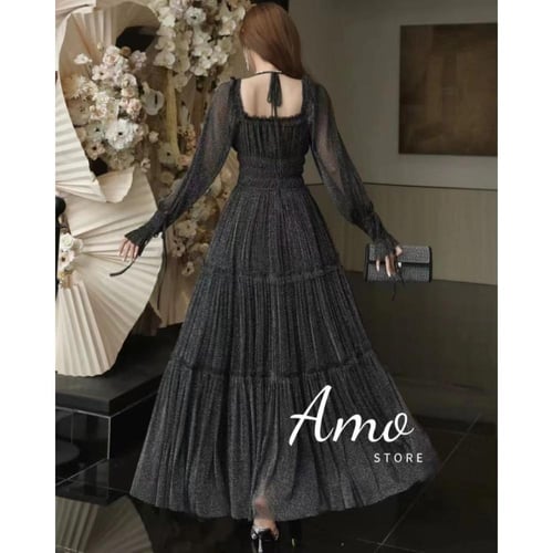 فستان أسود طويل تصميم كلاسيكي يظهر أنوثتك و اطلالت...