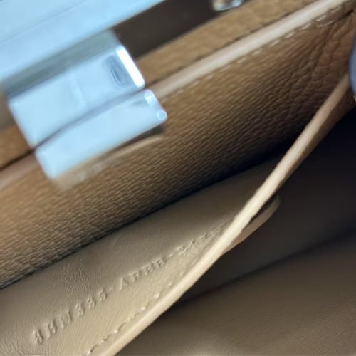 شنطة فيندي بيكابو اي سي يو مقاس Peekaboo I See You...