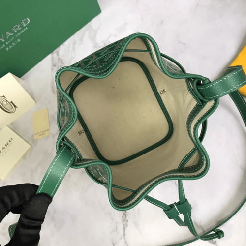 شنطة جويارد لون أخضر مقاس وسط Goyard Petit Flot Bu...