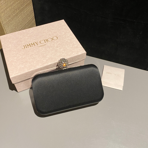 حقيبة يد كلاتش جيمي تشو مرصعة بالكريستال Jimmy Choo Cloud Clutch