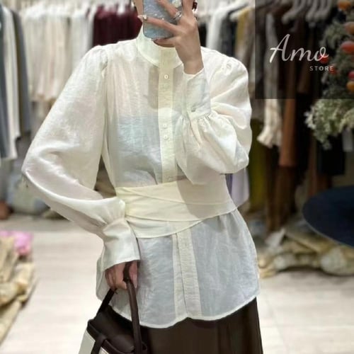 بلوزة لون سكري أوف وايت بزراير أمامية بكرافت MABL1...