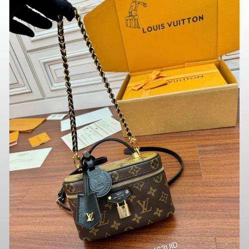 شنطة لويس فيتون M47125 LV