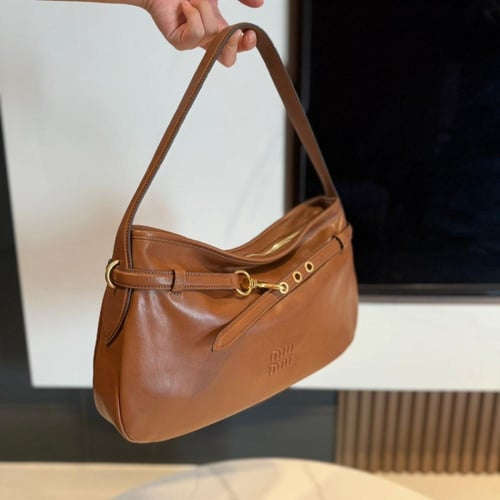 حقيبة ميو ميو مقاس 24 CM