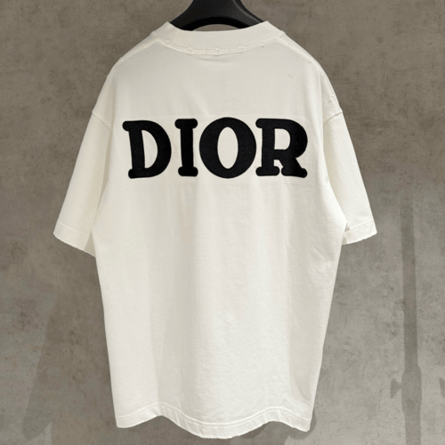 تي شيرت رجالي قطن لون أبيض بأكمام قصيرة وياقة مدور...