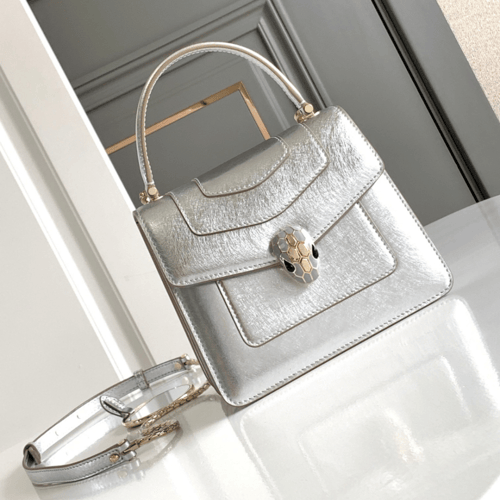 حقيبة بولغاري سيربنتي فورإيفر لون فضي حجم Bvlgari...