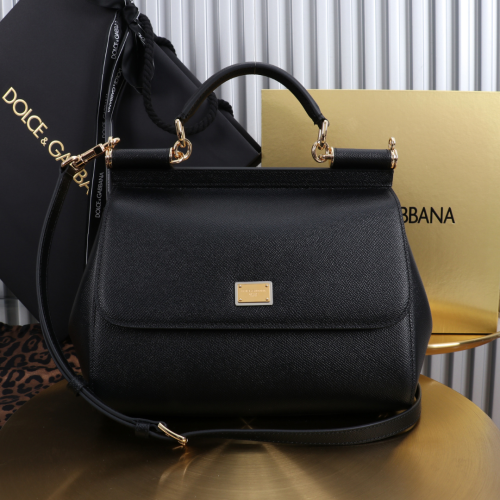 شنطة دولتشي اند غابانا قفل جديد مقاس 20 Dolce and...