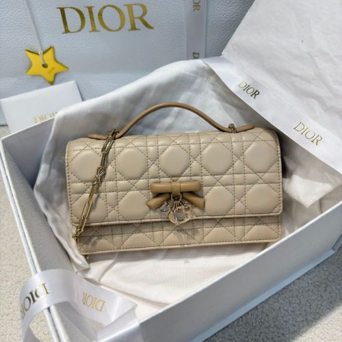شنطة My Dior حجم صغير S 26