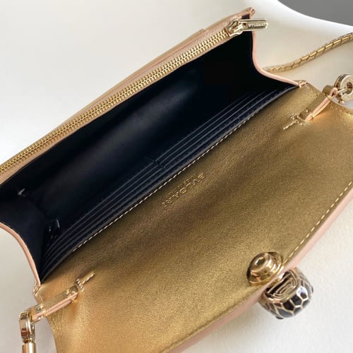 شنطة بولغاري سيربنتي فورإيفر لون ذهبي الجديدة حجم...