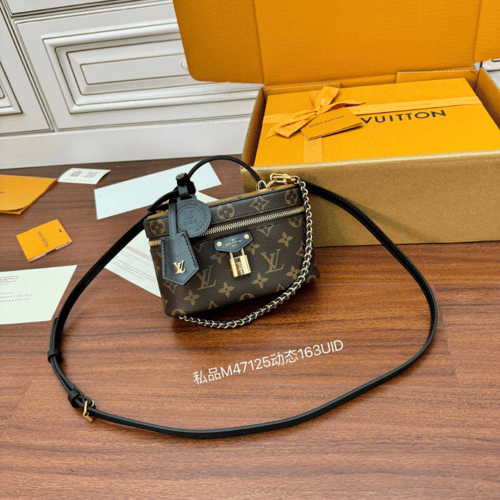 شنطة لويس فيتون M47125 LV