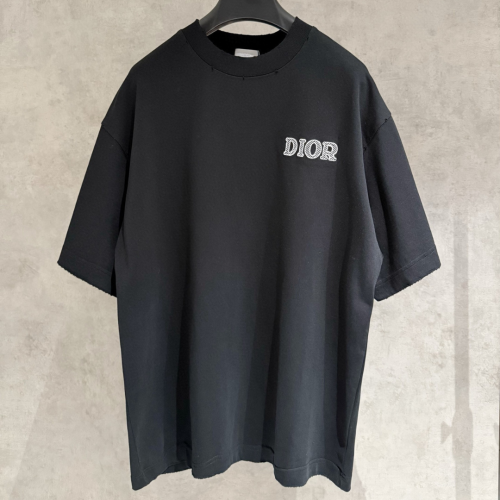 تي شيرت رجالي قطن لون أسود بأكمام قصيرة وياقة مدور...