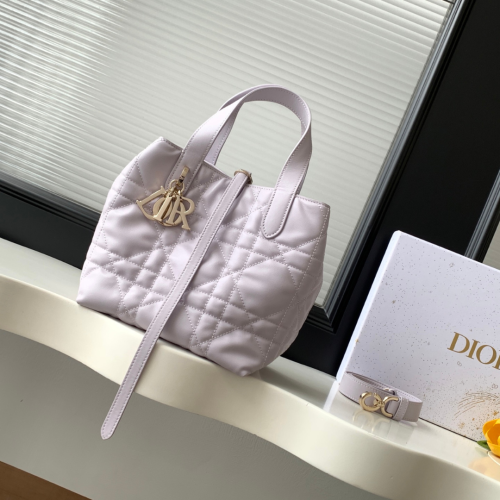 حقيبة اليد توت Dior Toujours بالحجم الصغير