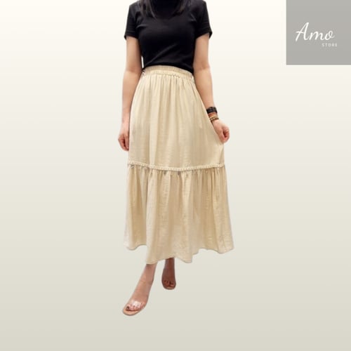 تنورة ميدي بشريط دانتيل خامة ناعمة سادة MASK7821