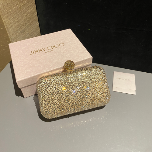 حقيبة يد كلاتش جيمي تشو مرصعة بالكريستال Jimmy Choo Cloud Clutch