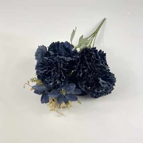 باقة ورد قرنفل فاخرة قطيفة