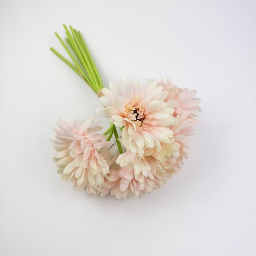 ورد جربيرا صناعي