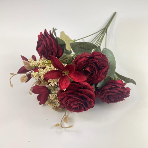 باقة ورد جوري فاخرة من القطيفة