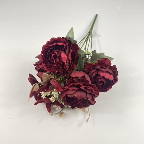 باقة ورد بيوني فاخرة قطيفة