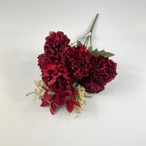 باقة ورد قرنفل فاخرة قطيفة