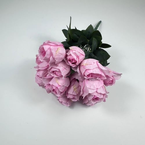 ورد جوري ١٨ وردة