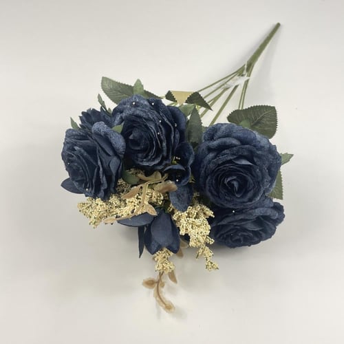 باقة ورد جوري فاخرة من القطيفة