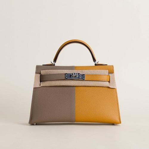 . Kelly mini 19cm Chevre leather, l2 Nata/89 Noir