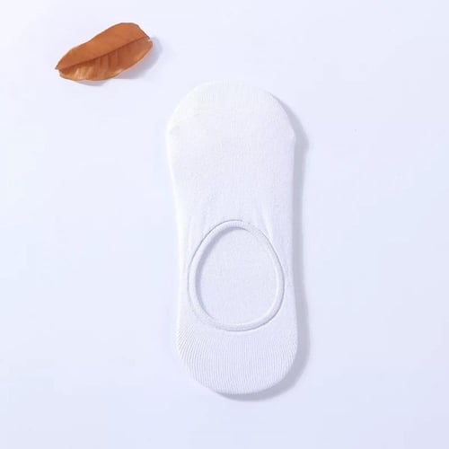 جوارب قطنيه (اللون الابيض)