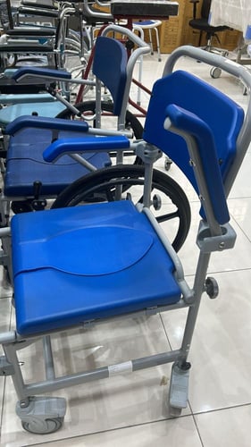 كرسي استحمام كبار السن