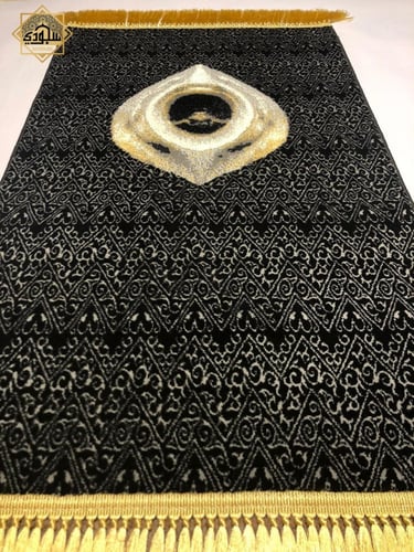 سجادة الحجر الأسود 8 ملم