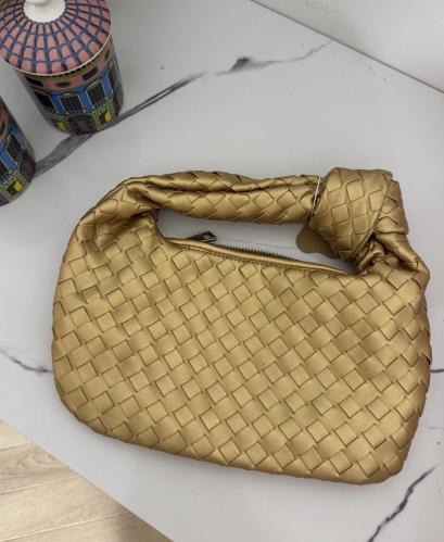 جودي بوتيغا ذهبي