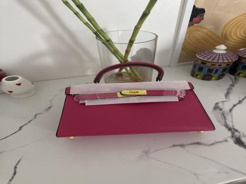 Kelly hot pink - 22 cm