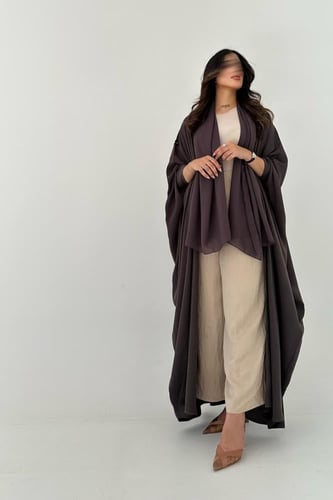 عباية كريب قصة بشت فيراني