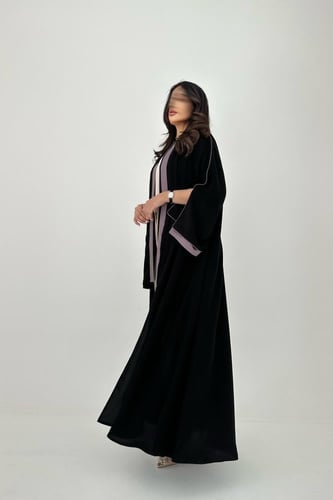 عباية كلوش اسود كريب اكمام مفتوحة