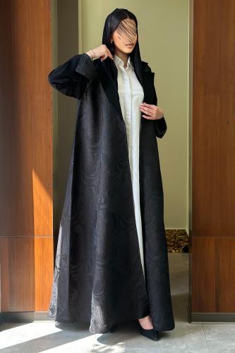 عباية تفته مع تدخيله كريب