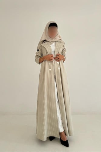 عباية كريب مقلم قصة ربع كلوش