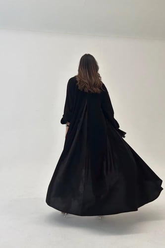 عباية لف كريب مع كسر من الخلف