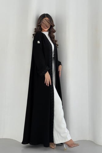 عباية كريب ملكي تطريز امام واكمام