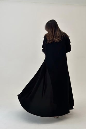 عباية لف كريب مع كسر من الخلف