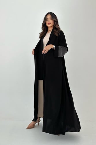 عباية كريب أسود فاحم اكمام جاكار ياباني