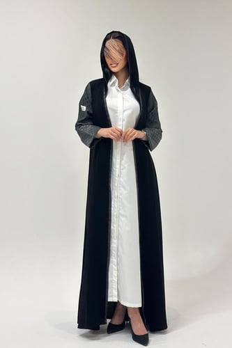 عباية كريب مع أكمام لنن