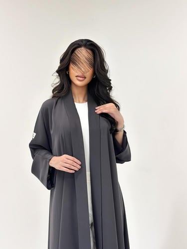 عباية كريب بارد مع ياقة امامية قصه نص كلوش