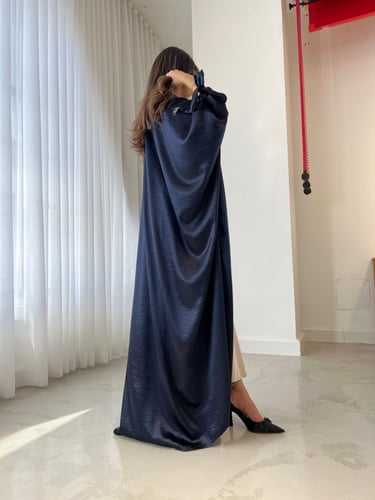 عباية كريب لمعة أكمام ربطة