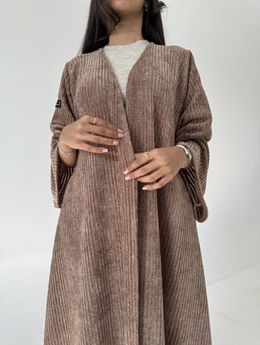 عباية صوف قصة ربع كلوش